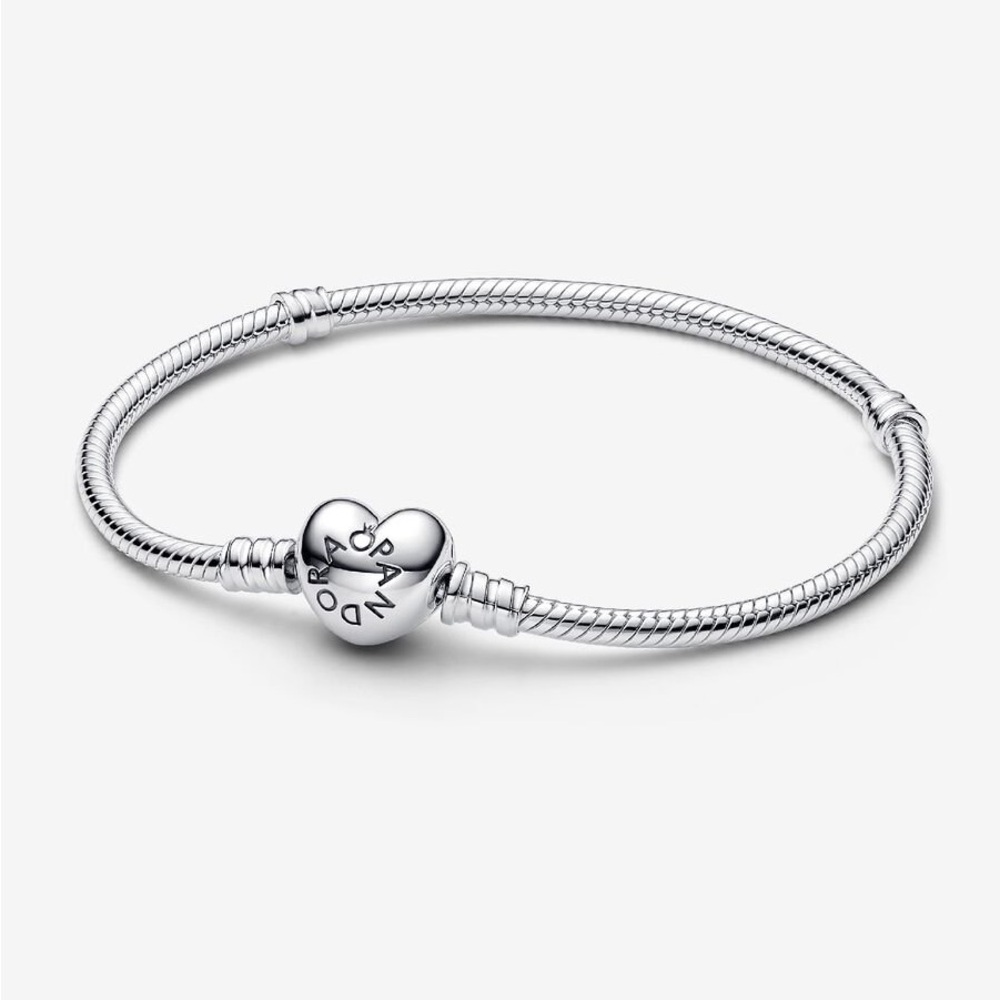 Pandora Moments Heart Clasp Snake Chain Bracelet in 7.1”
